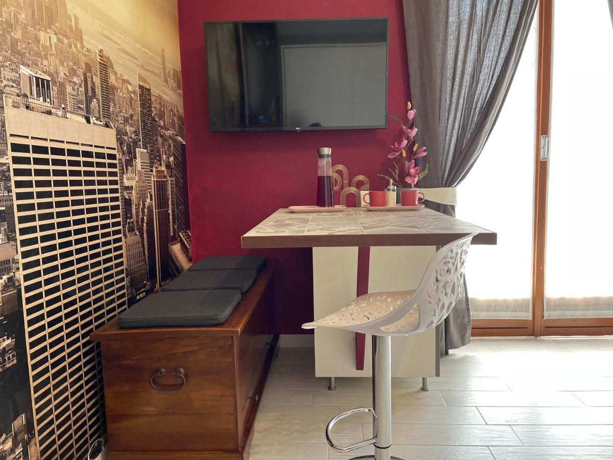 Studio Flat Policlinico G B Rossi Borgo Roma Verona Bagian luar foto